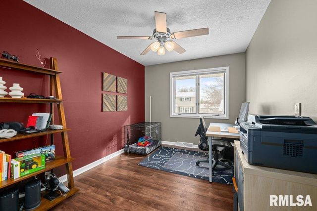 4545 ASPEN HILLS Circle, Bettendorf, IA 52722