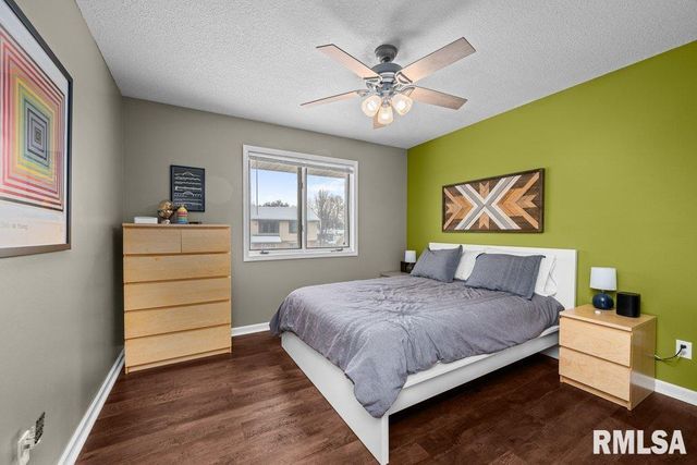 4545 ASPEN HILLS Circle, Bettendorf, IA 52722