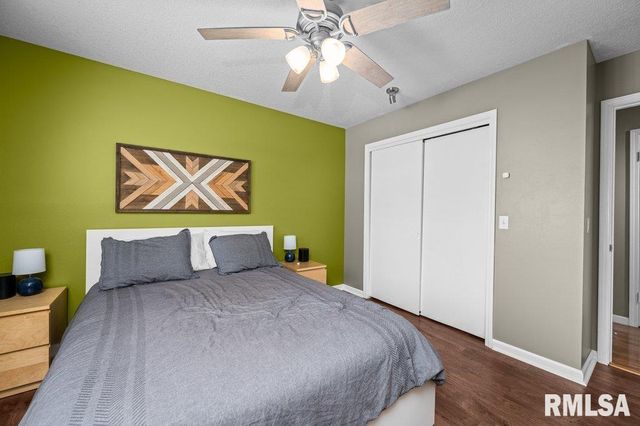 4545 ASPEN HILLS Circle, Bettendorf, IA 52722