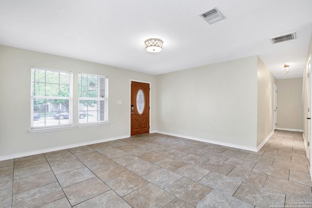 9656 SHOREBIRD LN, San Antonio, TX 78245