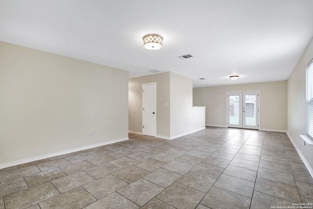 9656 SHOREBIRD LN, San Antonio, TX 78245