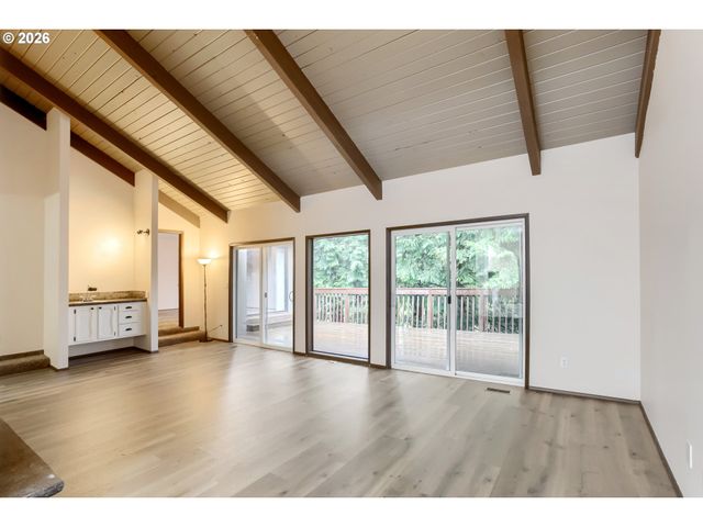 13603 Ne REGENTS Dr, Vancouver, WA 98684