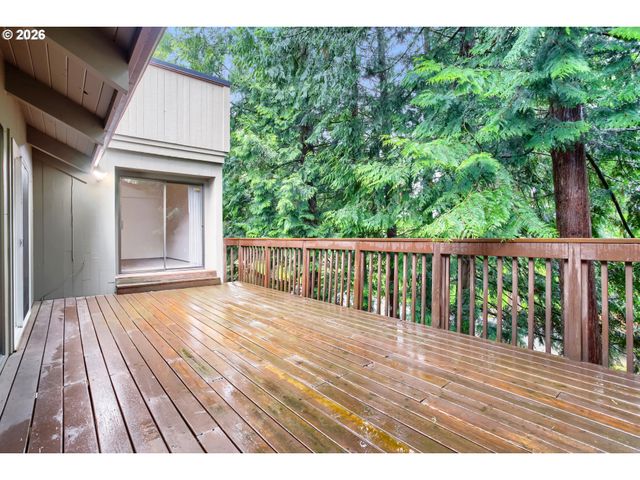 13603 Ne REGENTS Dr, Vancouver, WA 98684