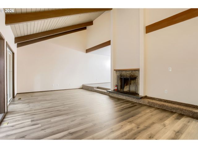 13603 Ne REGENTS Dr, Vancouver, WA 98684