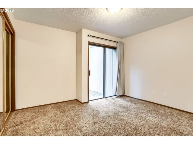 13603 Ne REGENTS Dr, Vancouver, WA 98684