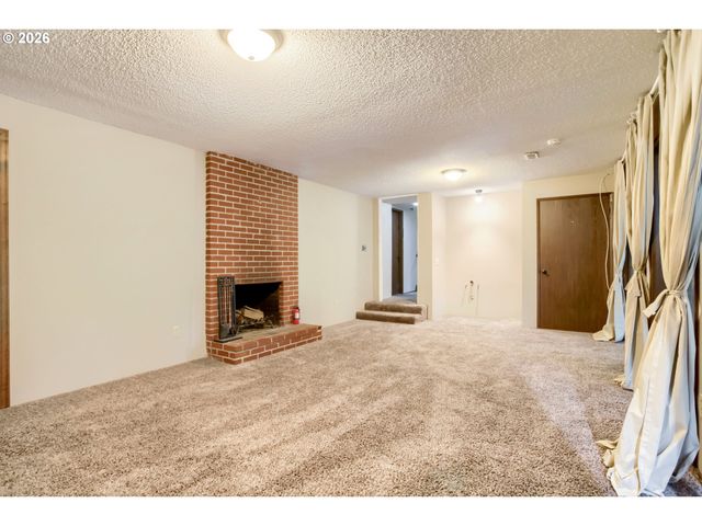 13603 Ne REGENTS Dr, Vancouver, WA 98684