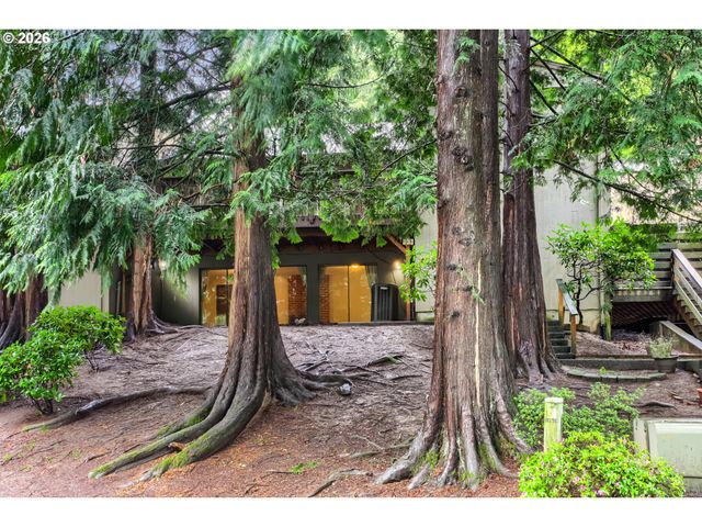 13603 Ne REGENTS Dr, Vancouver, WA 98684