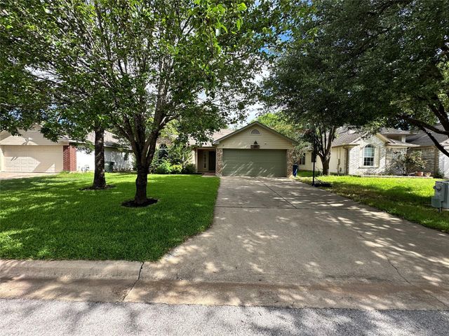 1217 Nightshade LN, Leander, TX 78641
