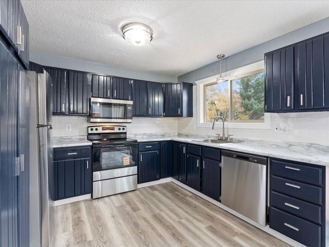 12654 Knollwood Drive, Baxter, MN 56425