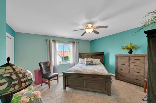 6808 CAMBRIDGE CT, Summerset, SD 57718