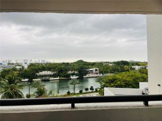 2555 Collins Ave 704, Miami Beach, FL 33140