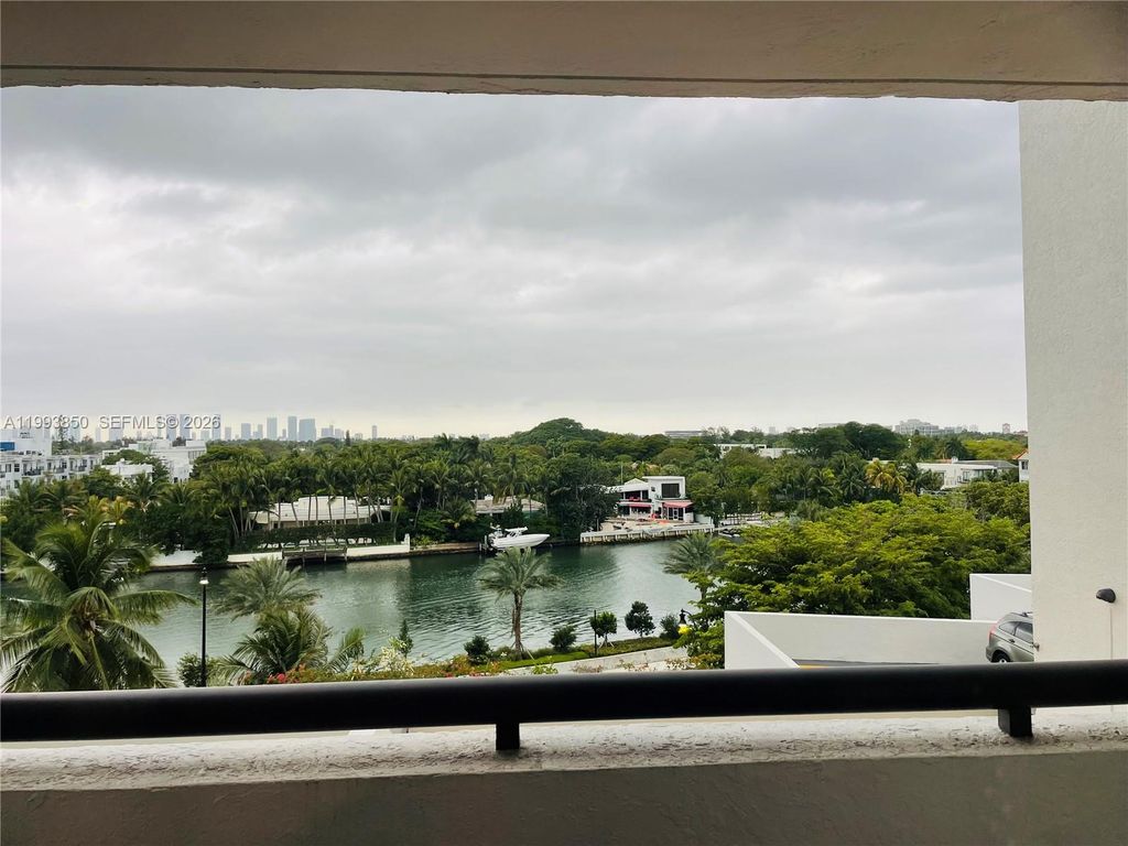 2555 Collins Ave 704, Miami Beach, FL 33140