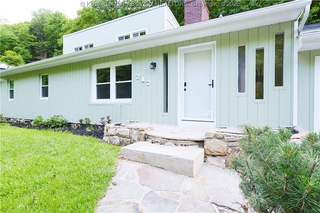 717 Chappell Road, Charleston, WV 25304