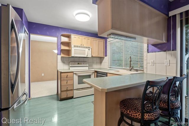 22823 Cranbrooke Drive, Novi, MI 48375