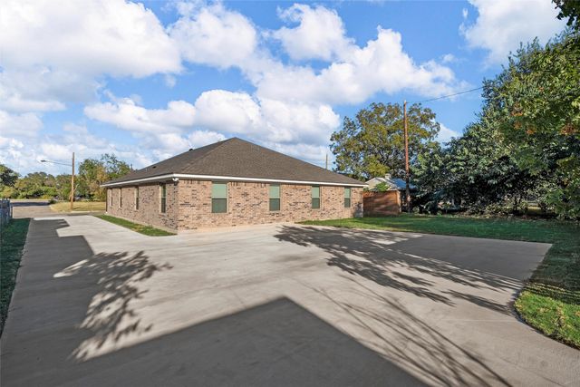 306 Lorraine Drive, Waco, TX 76707