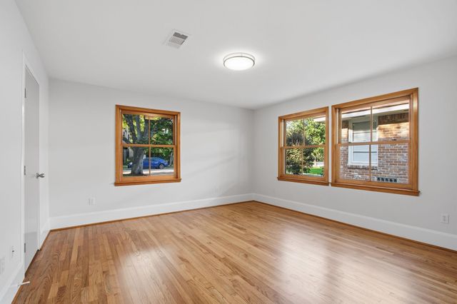 2409 Dorrington Street, Houston, TX 77030
