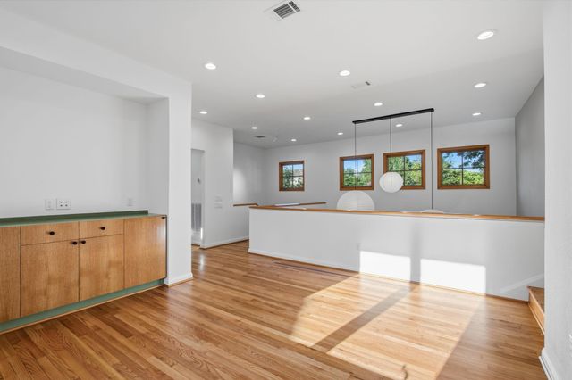 2409 Dorrington Street, Houston, TX 77030