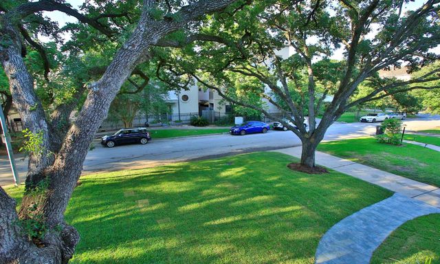 2409 Dorrington Street, Houston, TX 77030