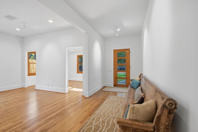 2409 Dorrington Street, Houston, TX 77030