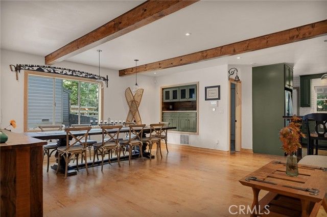 230 Hemlock Drive, Lake Arrowhead, CA 92352