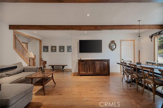 230 Hemlock Drive, Lake Arrowhead, CA 92352