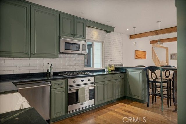 230 Hemlock Drive, Lake Arrowhead, CA 92352