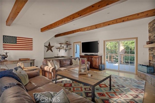 230 Hemlock Drive, Lake Arrowhead, CA 92352