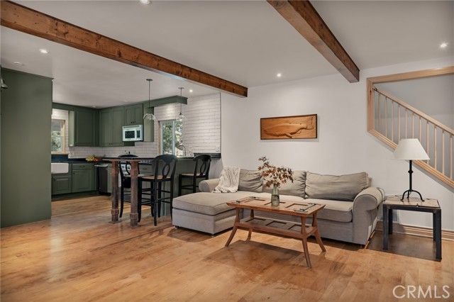 230 Hemlock Drive, Lake Arrowhead, CA 92352