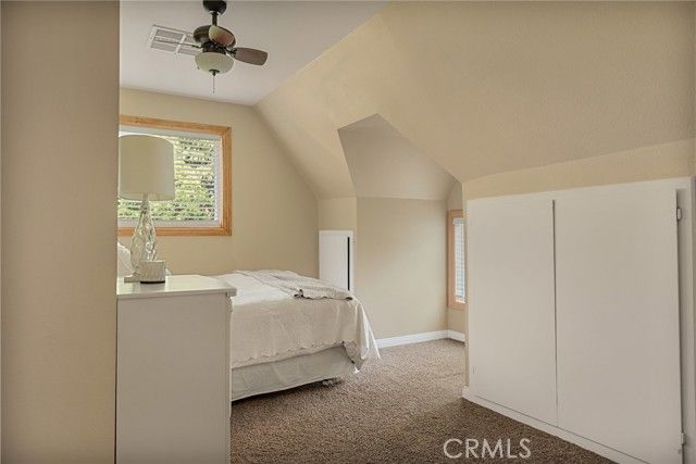 230 Hemlock Drive, Lake Arrowhead, CA 92352