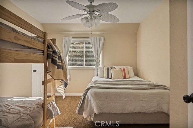 230 Hemlock Drive, Lake Arrowhead, CA 92352