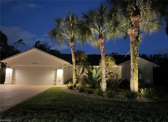 2476 River Reach DR, Naples, FL 34104