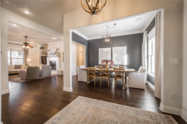 6410 S 35th Street, Rogers, AR 72758