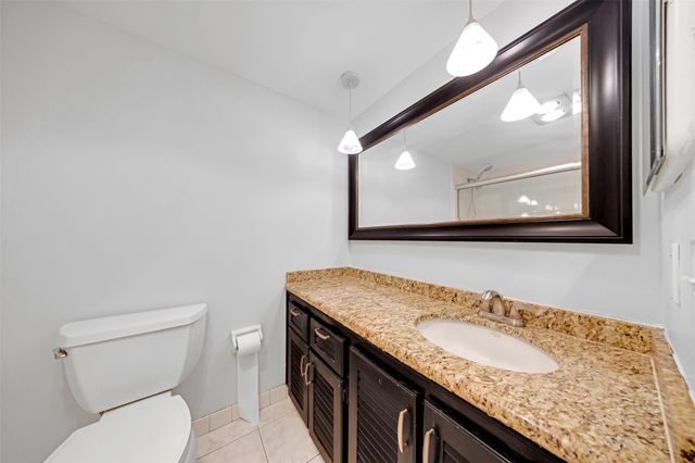 3520 Oaks Way 406, Pompano Beach, FL 33069