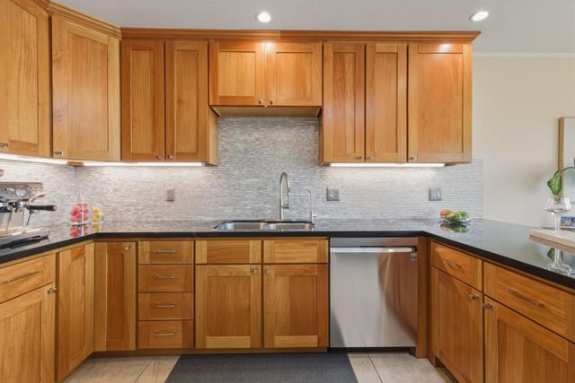 457 Oxford Street, San Francisco, CA 94134