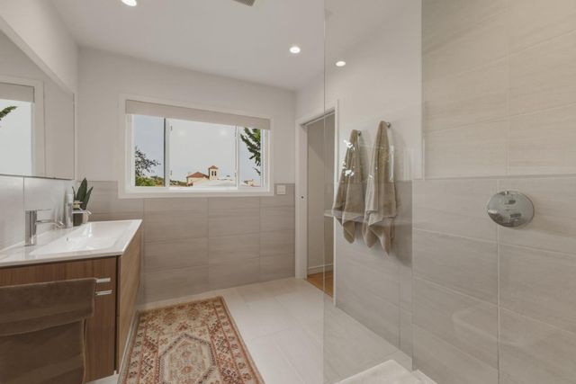 457 Oxford Street, San Francisco, CA 94134