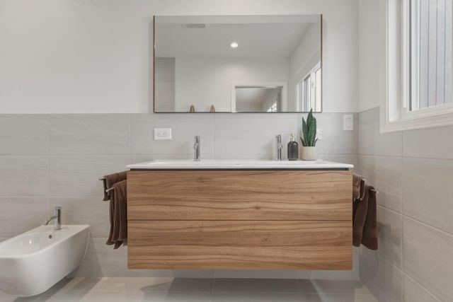 457 Oxford Street, San Francisco, CA 94134