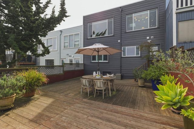 457 Oxford Street, San Francisco, CA 94134