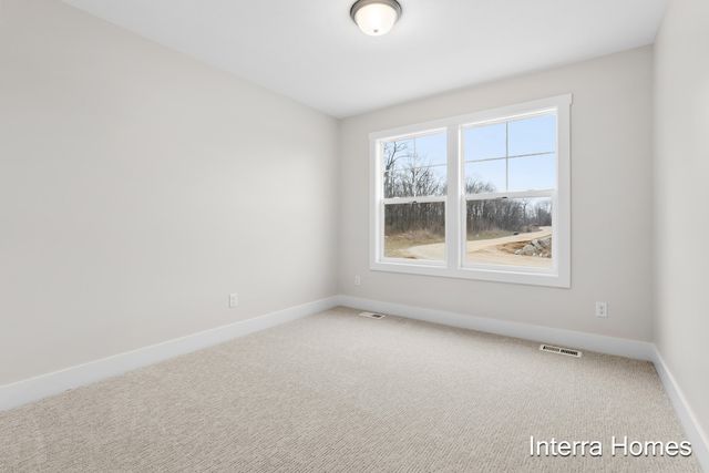1577 N Village Circle, Kalamazoo, MI 49009