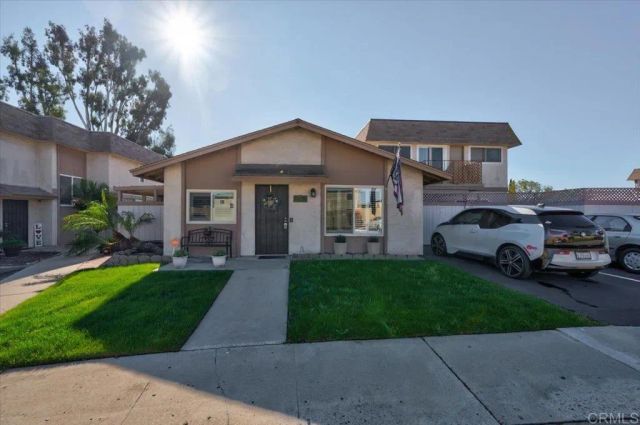 10321 Santana Ranch Dr., Santee, CA 92071