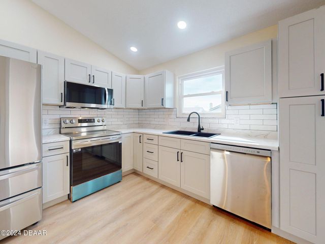 804 Soft Pine Court, New Smyrna Beach, FL 32168