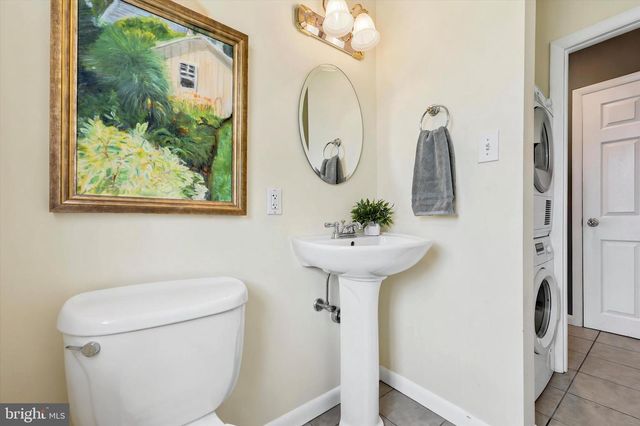 18 GLENN CIR, Glenside, PA 19038