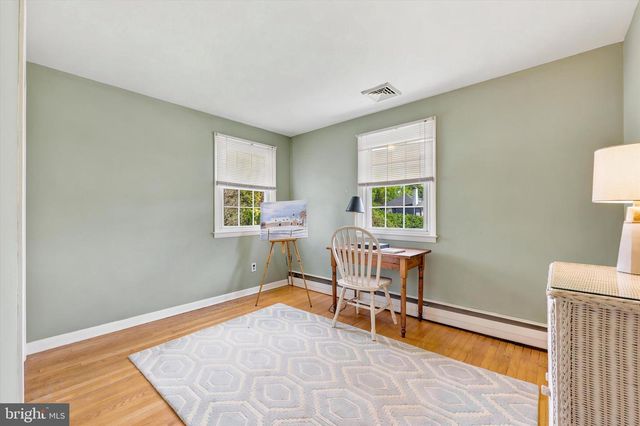 18 GLENN CIR, Glenside, PA 19038