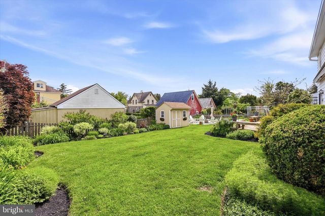 18 GLENN CIR, Glenside, PA 19038