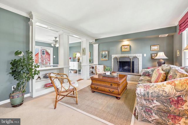 18 GLENN CIR, Glenside, PA 19038