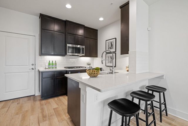 2508 Simond Ave C, Austin, TX 78723