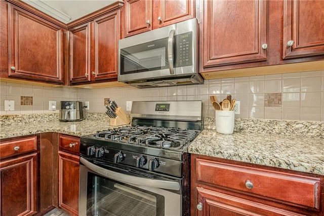 2140 Mina Lane Drive, Buford, GA 30518