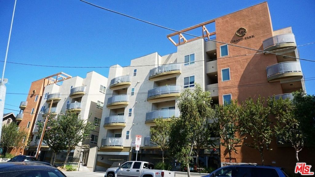 2311 W 10th Street 203, Los Angeles, CA 90006 — exterior