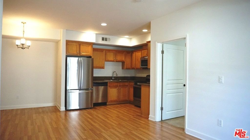 2311 W 10th Street 203, Los Angeles, CA 90006 — photo 3