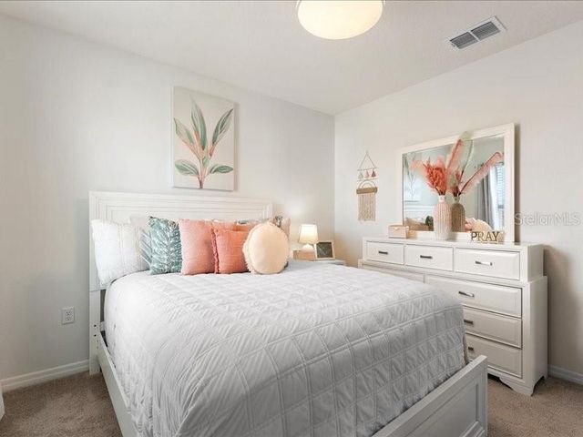 1157 CASCADES AVENUE, Davenport, FL 33837