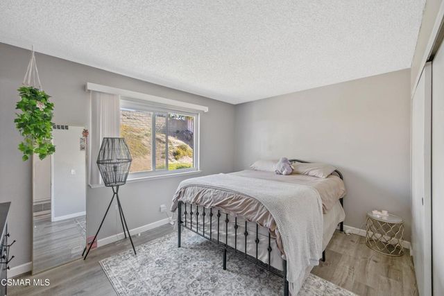 14717 Stanford Street, Moorpark, CA 93021